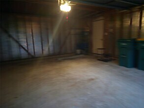 Building Photo - 35 S Avonlea Cir