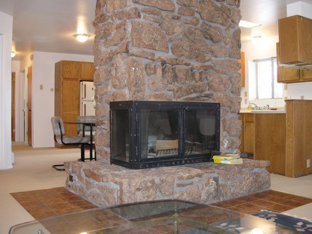 Foto del edificio - 340 Rim Rd