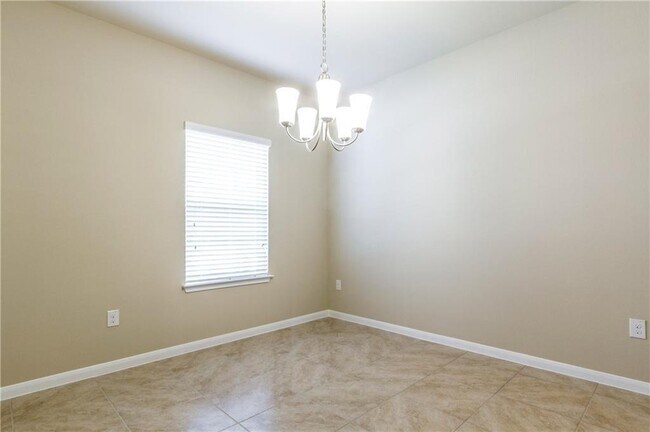 Building Photo - 6521 Ranchito Dr