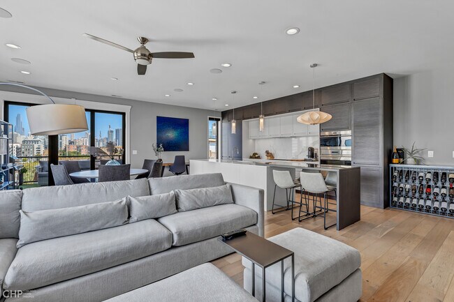 Foto del edificio - 1157 W Erie St