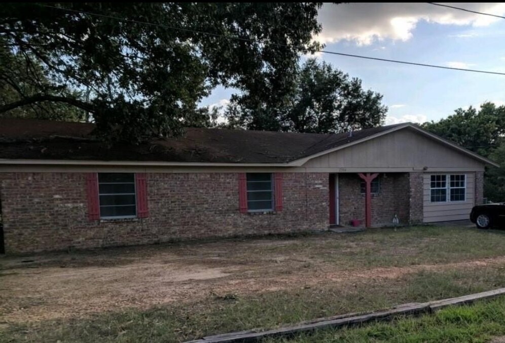 2504 Bramble St, Texarkana, AR 71854 House Rental in Texarkana, AR