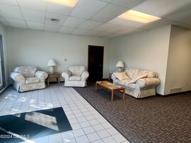 Foto del edificio - 1157 Westbranch Hwy