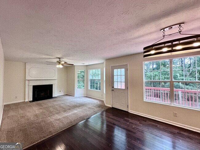 Building Photo - 3713 Crescent Hill Ln