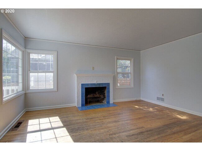 Building Photo - 4BD 2BA House