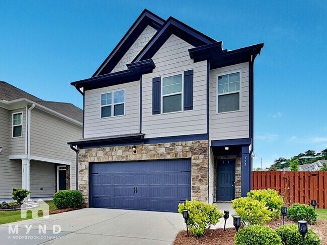 Building Photo - 151 Woodhouse Cir