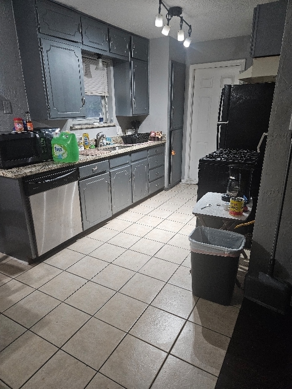 Foto del edificio - 5716 Saramac Dr