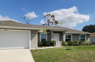 Building Photo - 2835 NW 23rd Ave