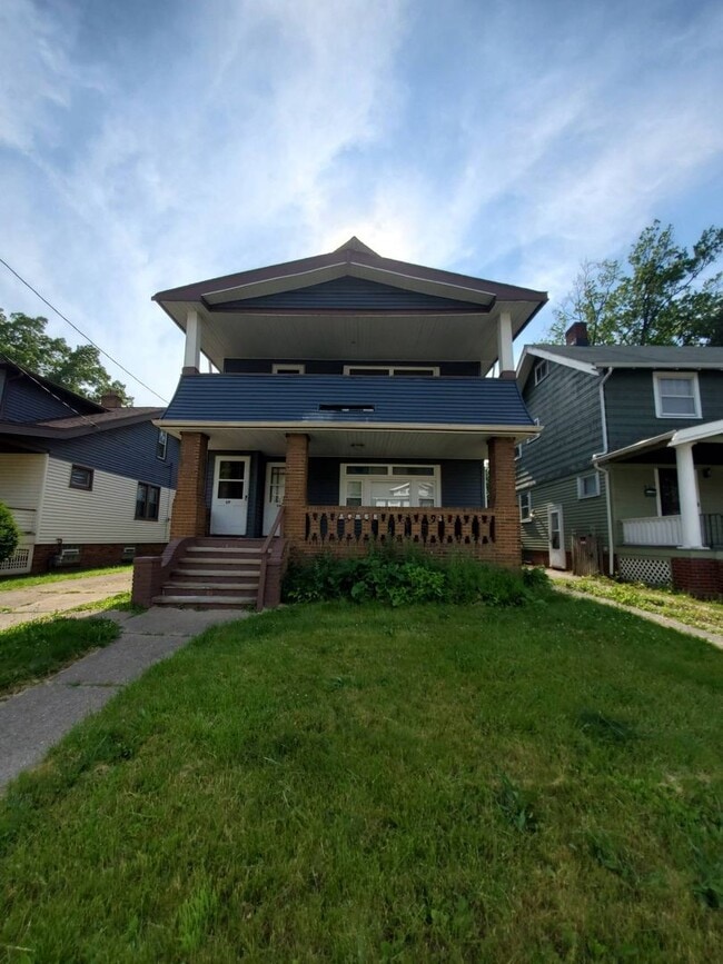 Building Photo - 3320 Berea Rd