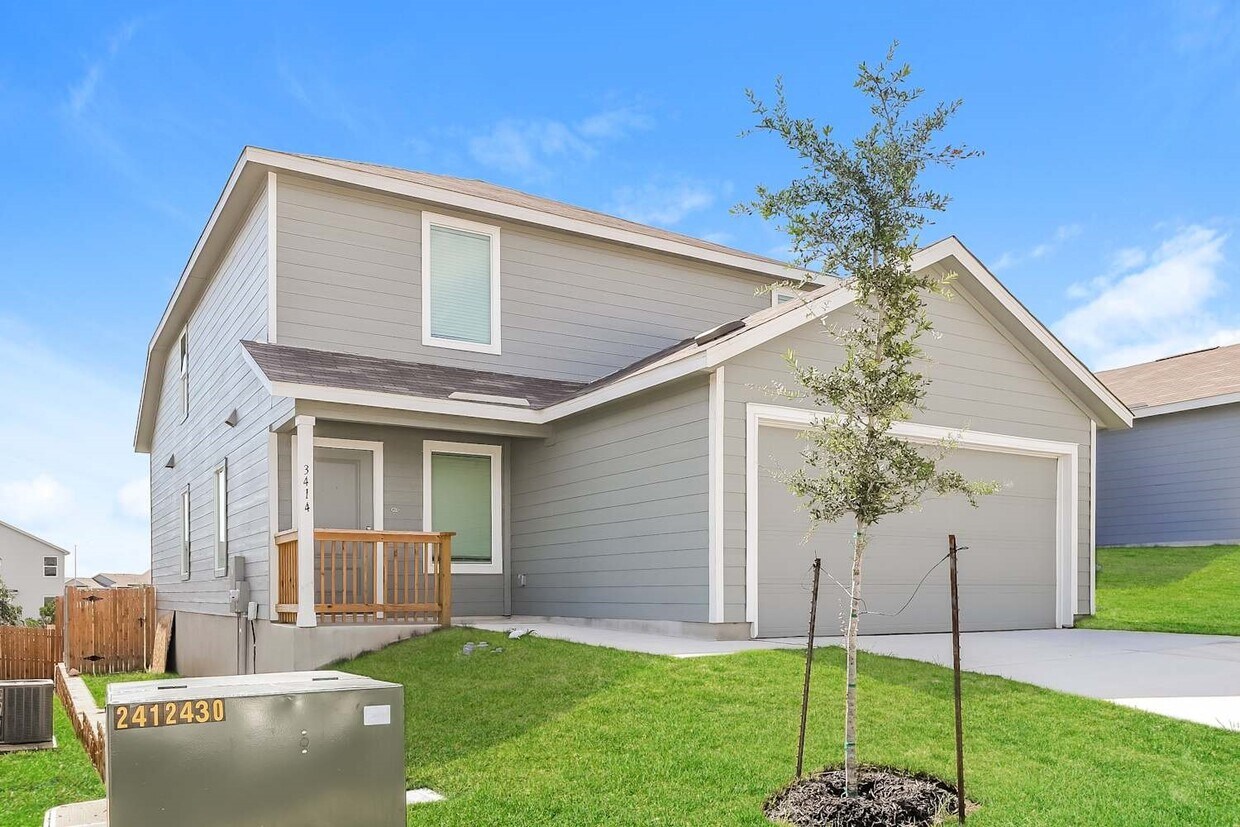 Foto del edificio - 3414 Rodgers Hl