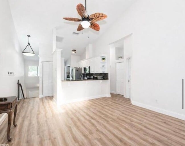Foto del edificio - 805 Harbour Pointe Way
