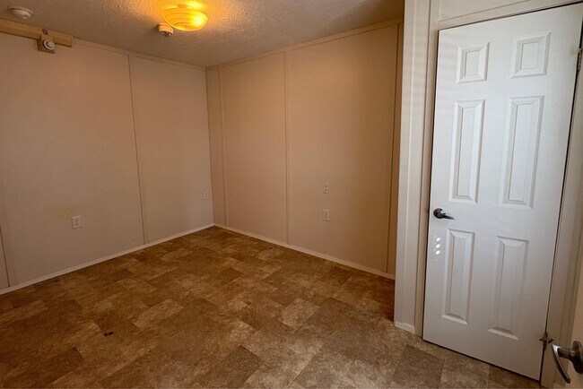 Foto del edificio - 606 Buckwheat Dr