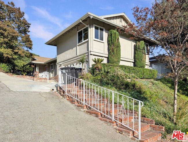 Building Photo - 3308 Sparr Blvd