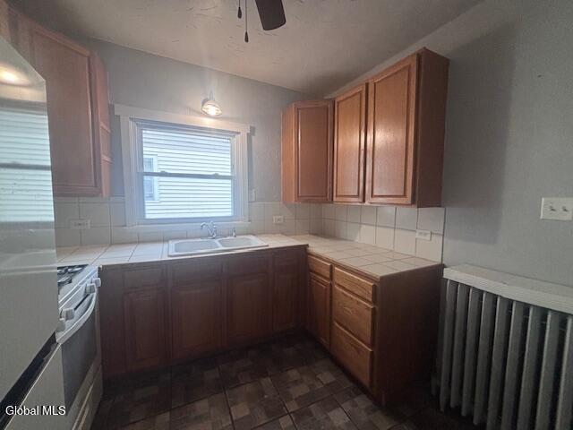 Foto del edificio - 17 Cuyler Ave