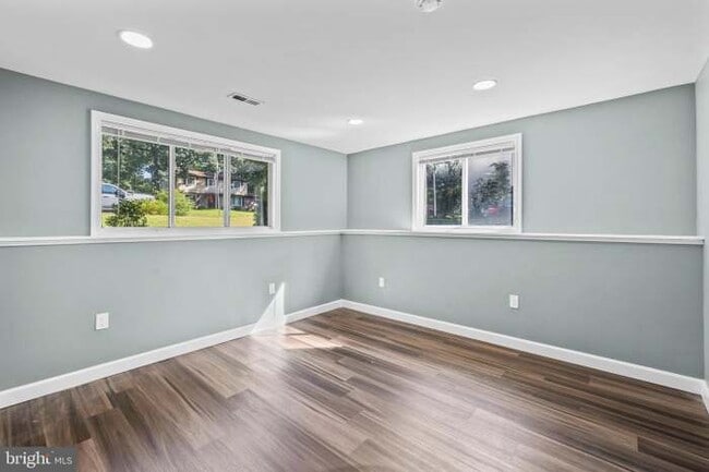 Building Photo - 10612 Holleybrooke Dr