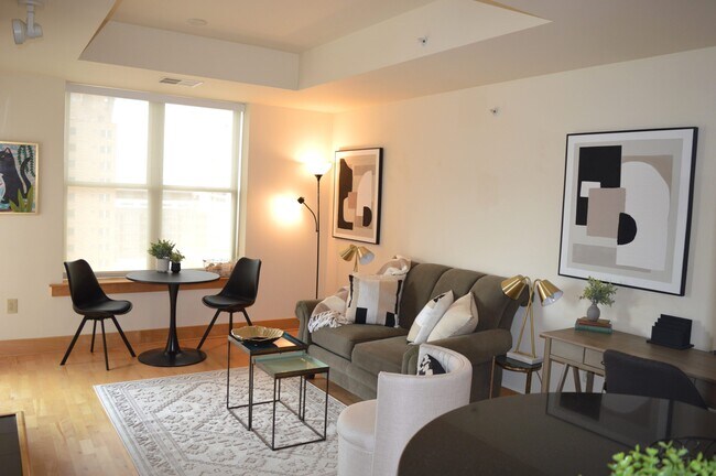 Foto del edificio - 333 W Mifflin St