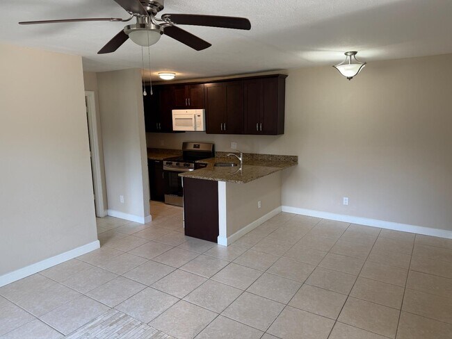 Foto del edificio - 6004 Westgate Dr
