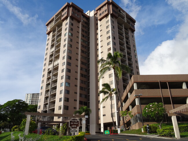 Edificio - 98-351 Koauka Loop