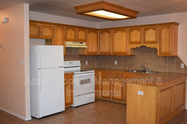 Foto del edificio - 811 French Ave