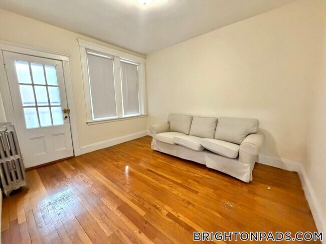 Foto del edificio - 127 Washington St