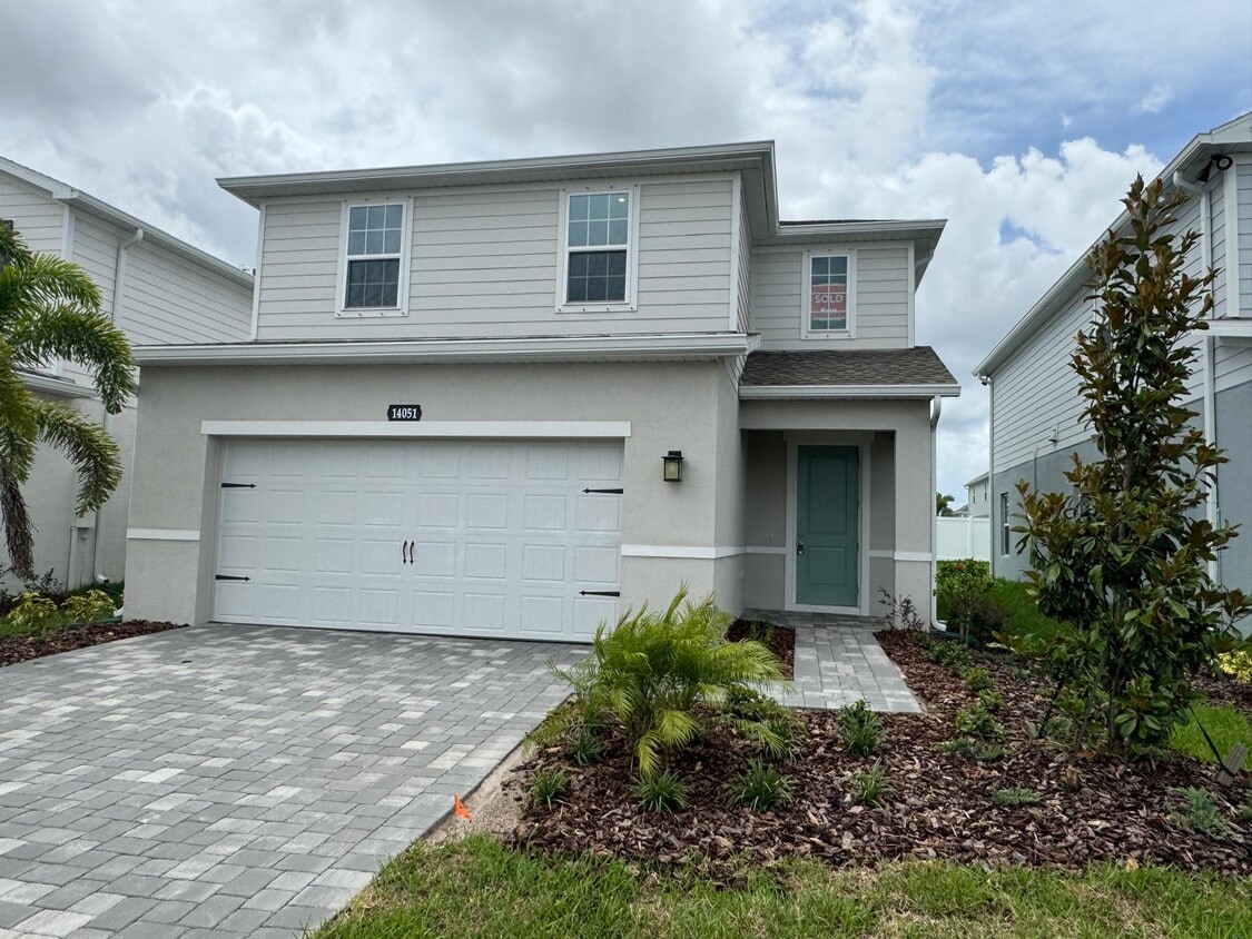 Primary Photo - 14051 Crimson Ave