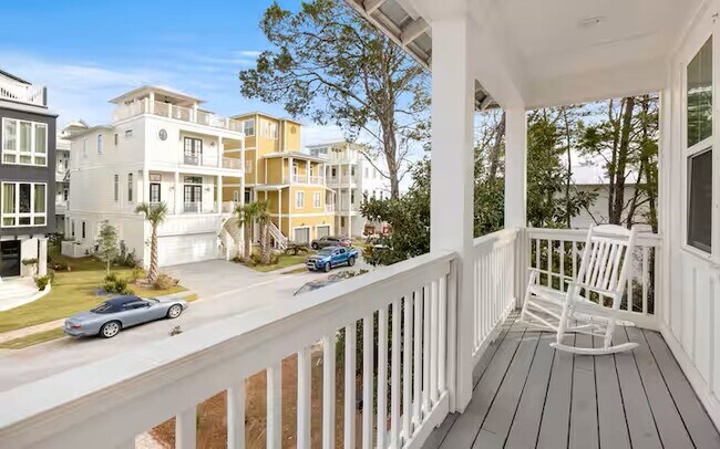 Building Photo - 318 Grande Pointe Cir