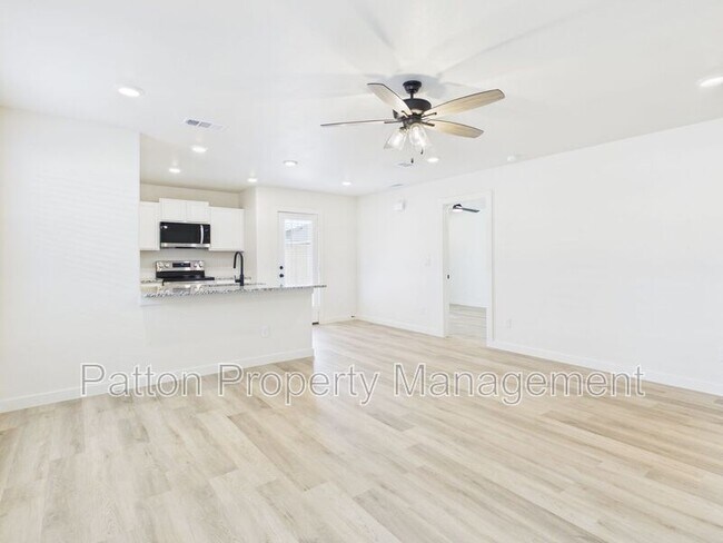 Foto del edificio - 8903 Hockley St
