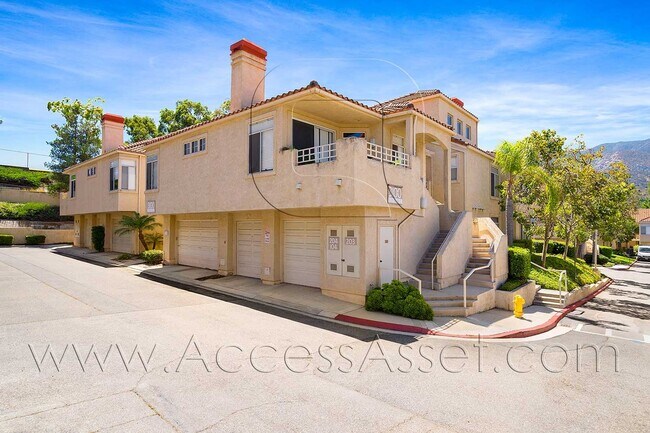 Foto del edificio - Luxury 2 Bed/2 Bath Condo Home In The Desi...