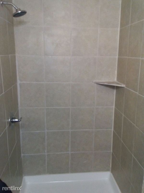 Building Photo - 306 Shady Grove Dr