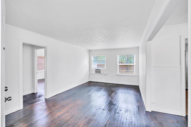 Building Photo - 3530 Griggs Rd
