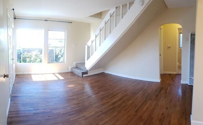 Foto del edificio - 3bdr duplex minutes from San Diego State!