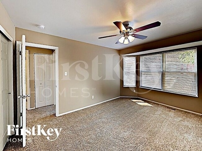 Building Photo - 1266 Garden Village Dr