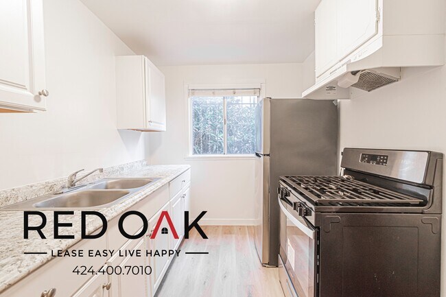 Building Photo - 2200 Toberman St