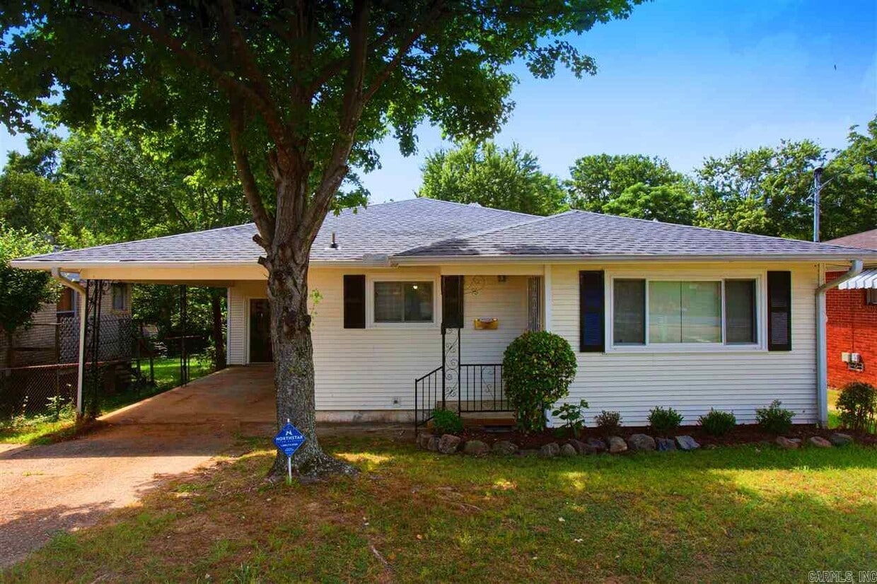Foto principal - 5113 Allen St