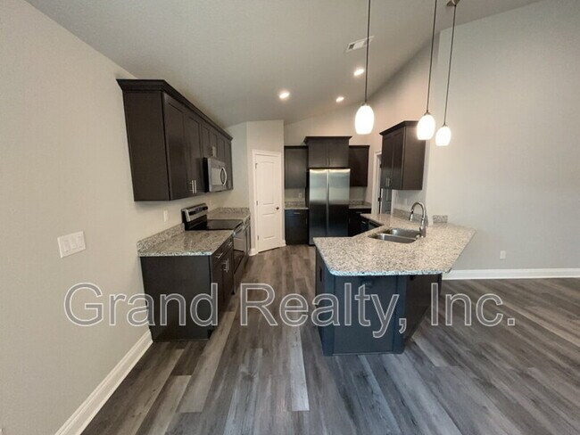 Foto del edificio - 4483 Watkins St