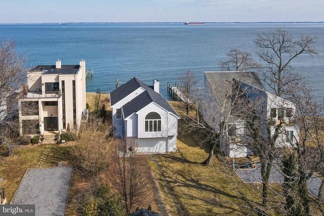Building Photo - 3563 Narragansett Ave