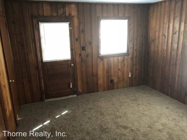 Building Photo - 1 br, 1 bath House - 306 1/2 E Baker Street