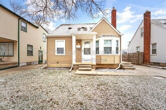 Building Photo - 13056 Pullman St