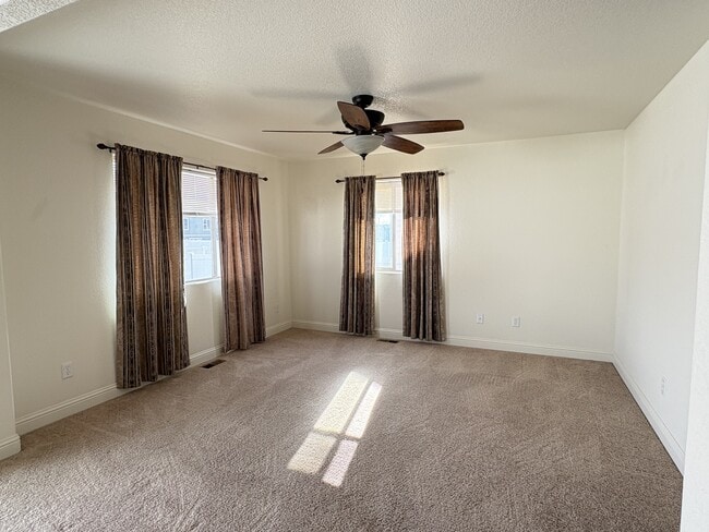 Foto del edificio - 3917 Gunsmoke Rd