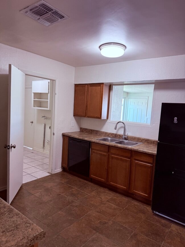 Photo - 4717 N 47th Dr House