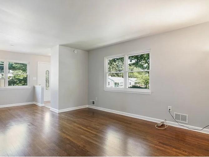Foto del edificio - 5013 Iroquois St