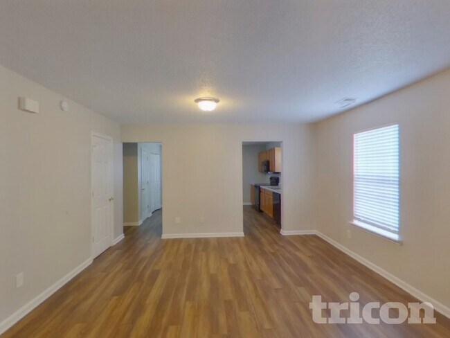 Foto del edificio - 381 Valley Heights Ln