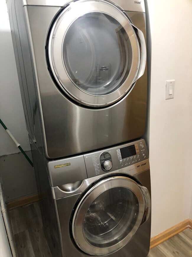 Foto del edificio - 2418 Perry St