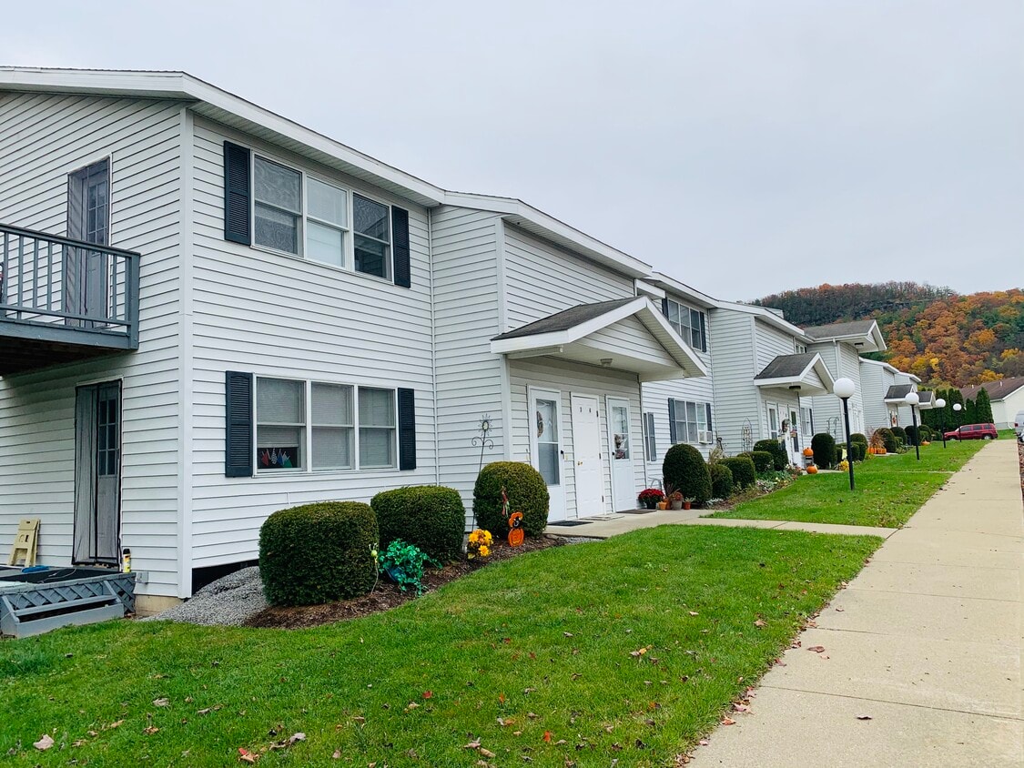 Primary Photo - 129 MT Path