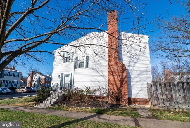 Building Photo - 9932 Longford Ct