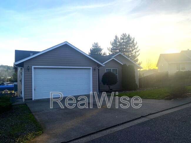 Building Photo - 293 Armande Loop
