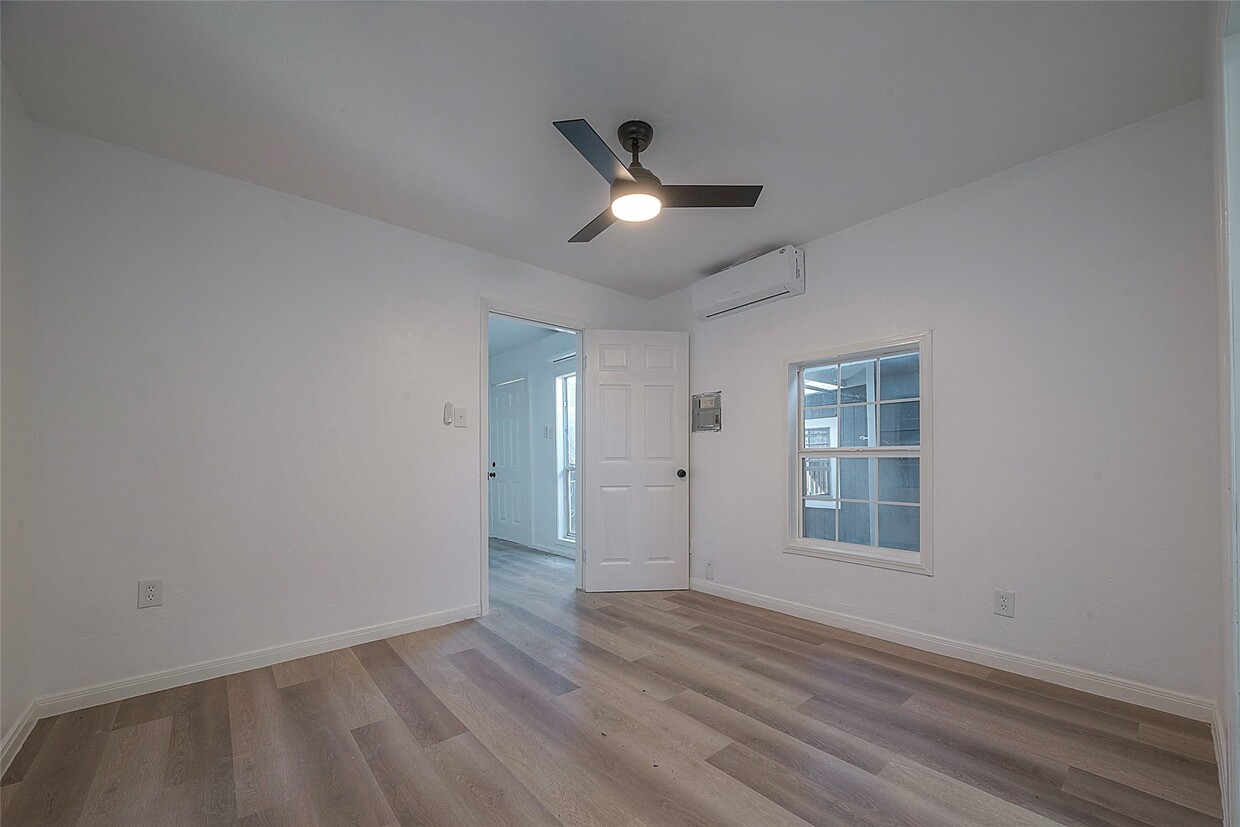 Foto del edificio - 3320 Hays St