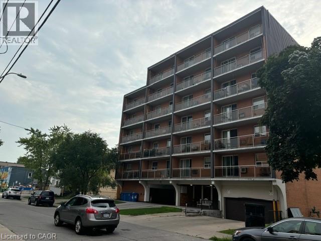 Building Photo - 30 Summit Ave