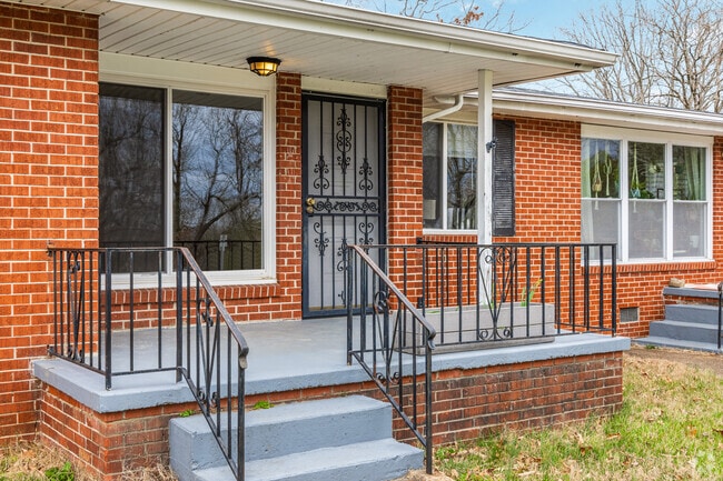 Building Photo - 303 Wygoda Cir