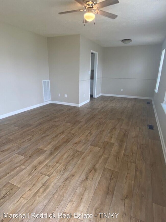 Foto del edificio - 3 br, 1.5 bath House - 221 New Gritton Ave