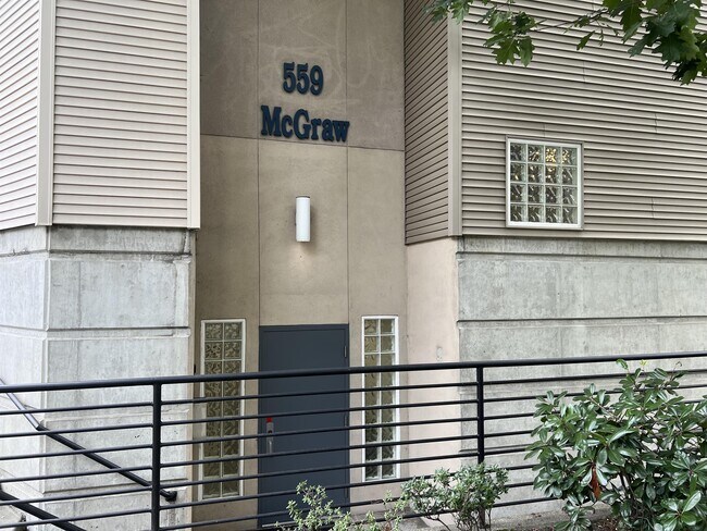 Foto del edificio - 559 McGraw St